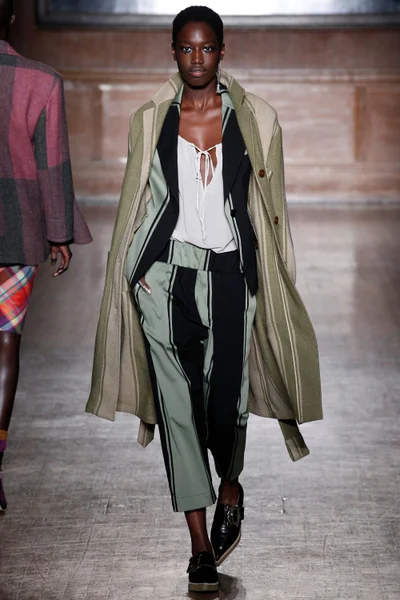 Look 14